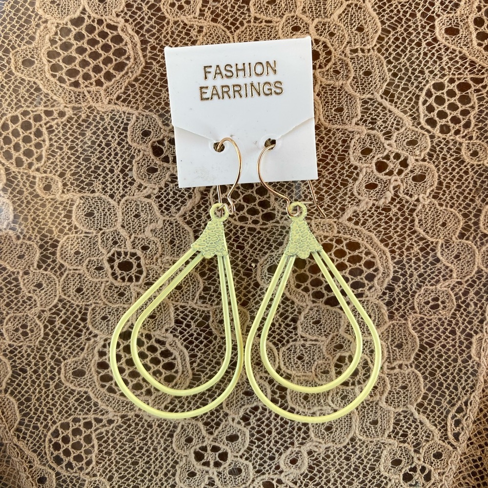 Bundle 3 for 50% off Deadstock 1980s Light Yellow Enameled Earrings